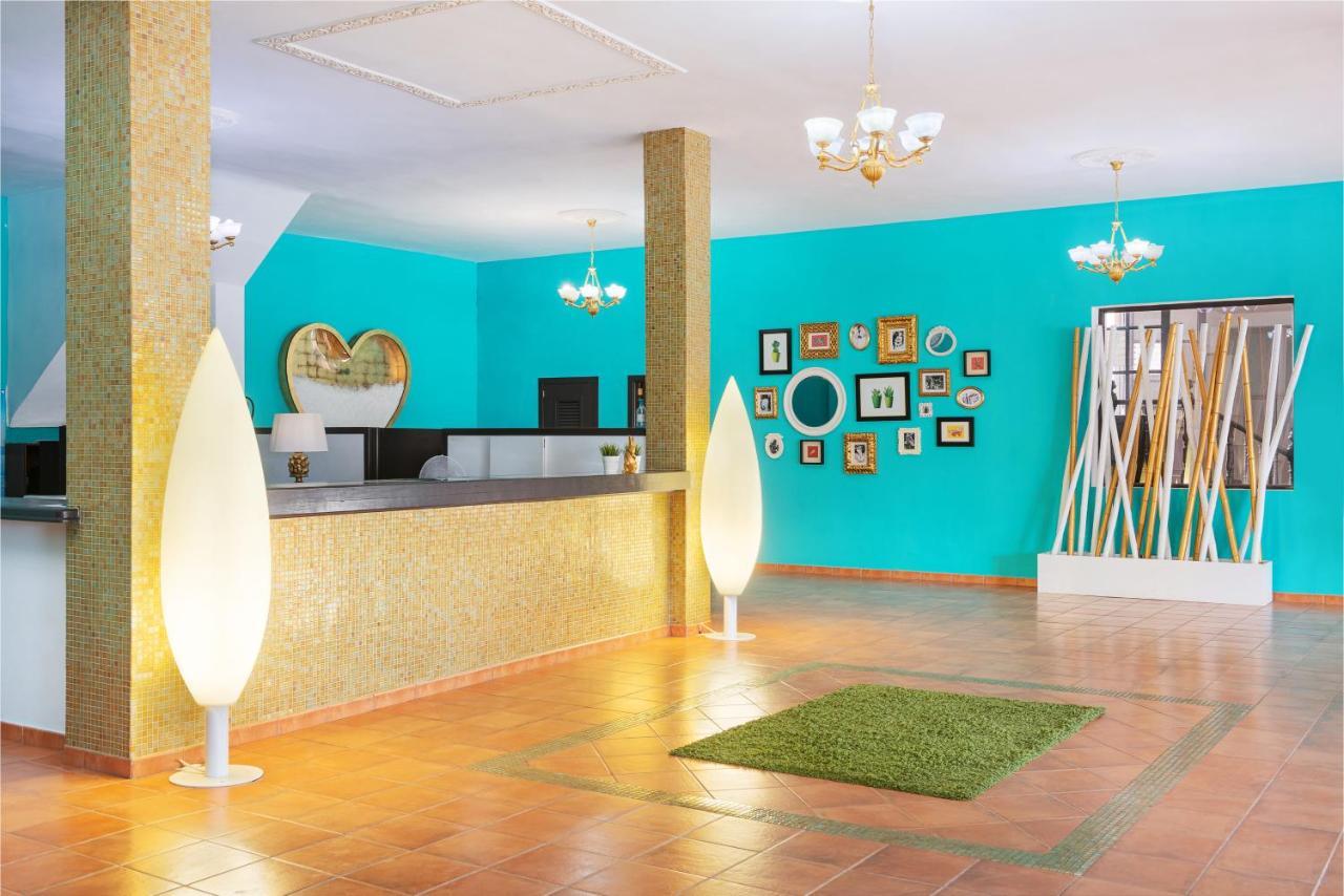 Holiday Park Santa Ponsa Exterior photo